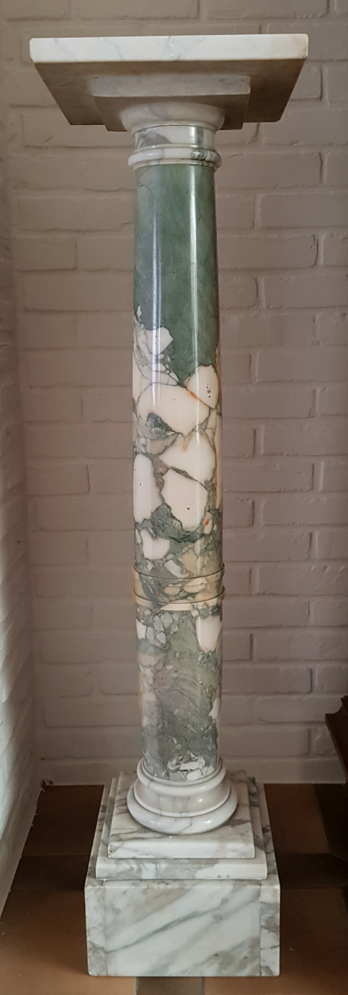 Column pedestal - Belgian Art Shop